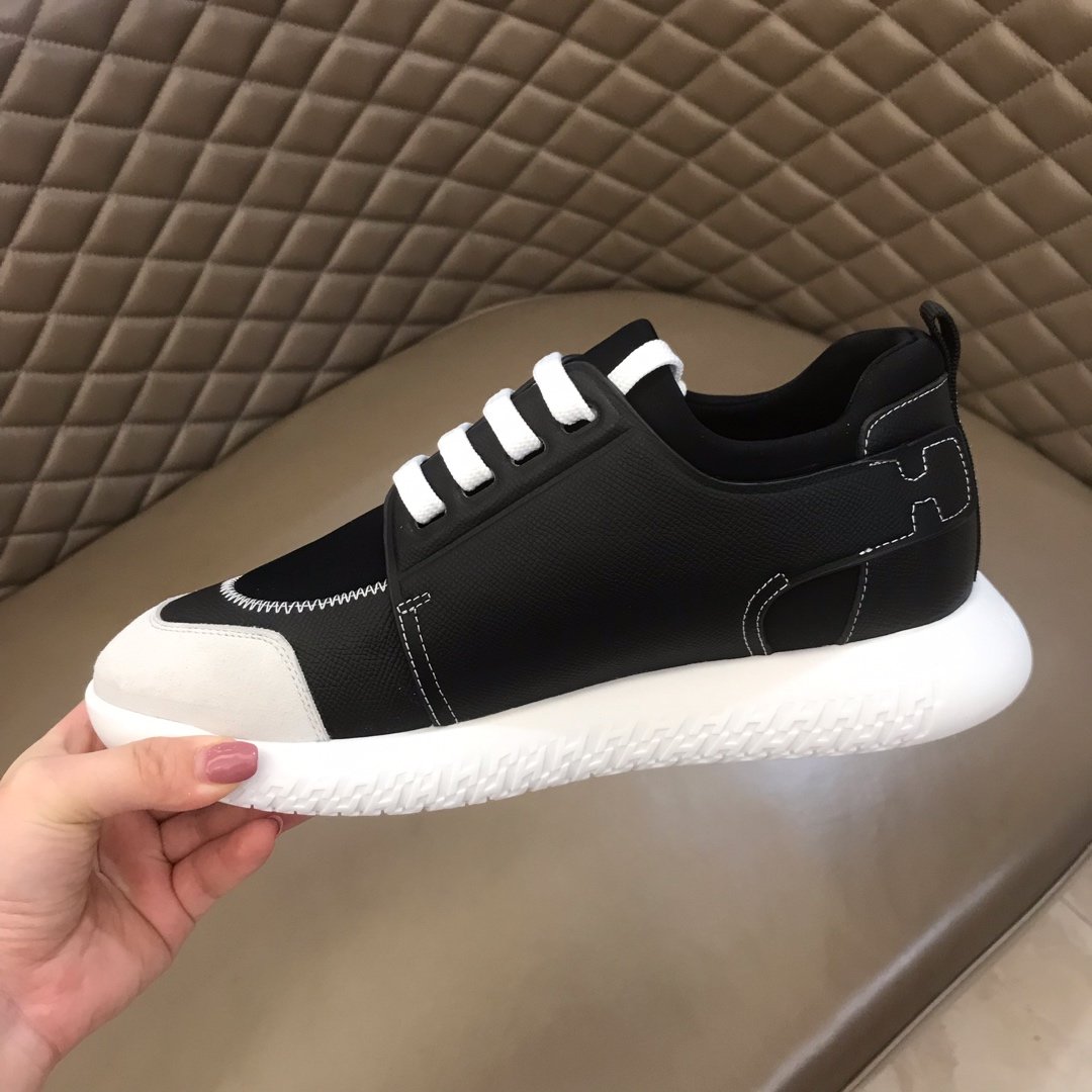 Hermes High Quality Sneakers Black and Black tongue with White sole MS021095