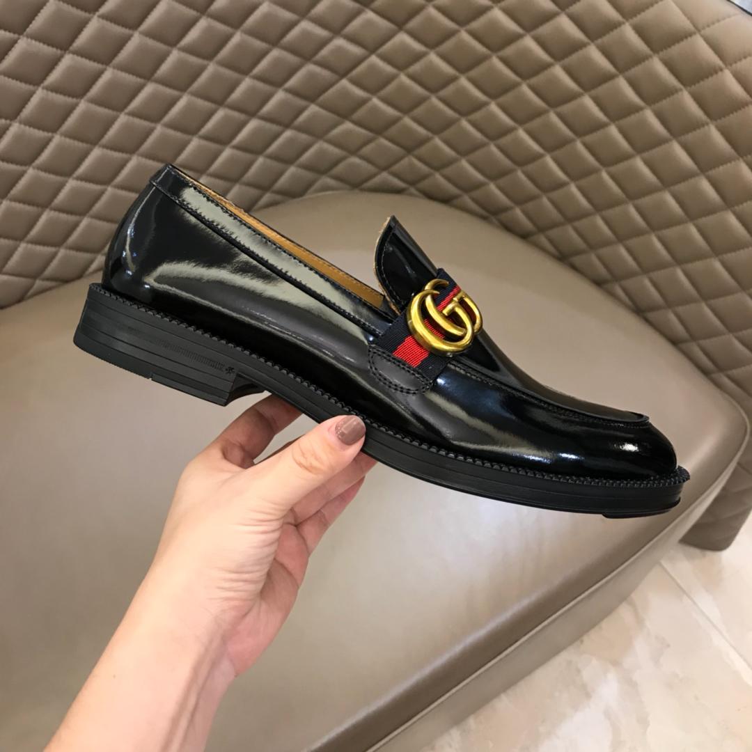 Gucci Leather loafer with GG Web MS02655