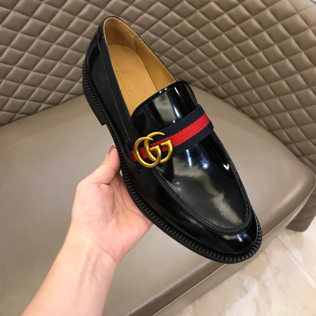 Gucci Leather loafer with GG Web MS02655