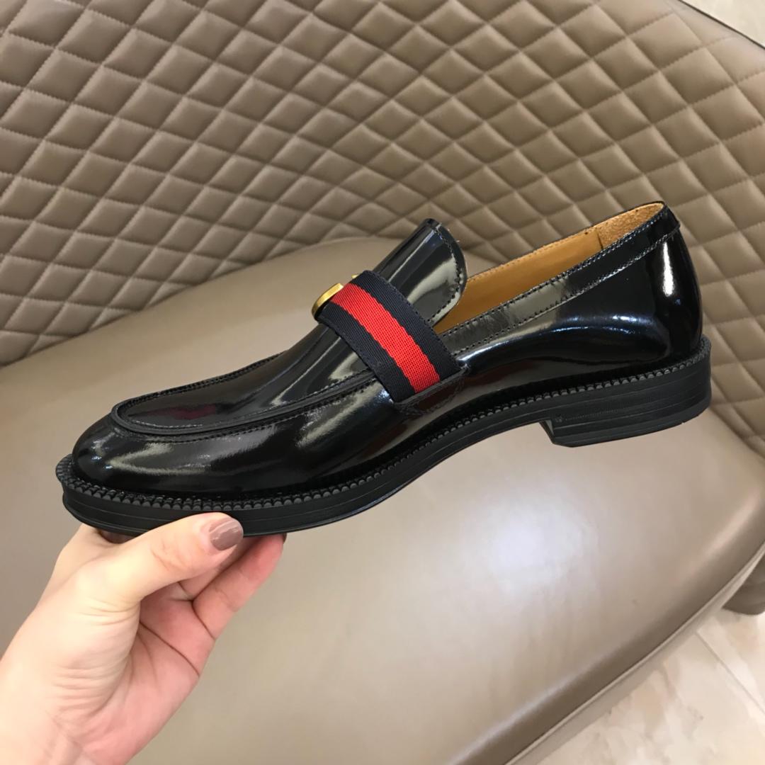 Gucci Leather loafer with GG Web MS02655