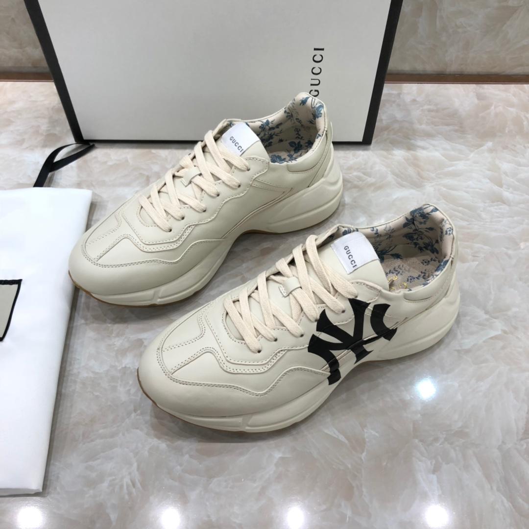 Gucci Fashion Sneakers White and NY print with white rubber soles MS07636