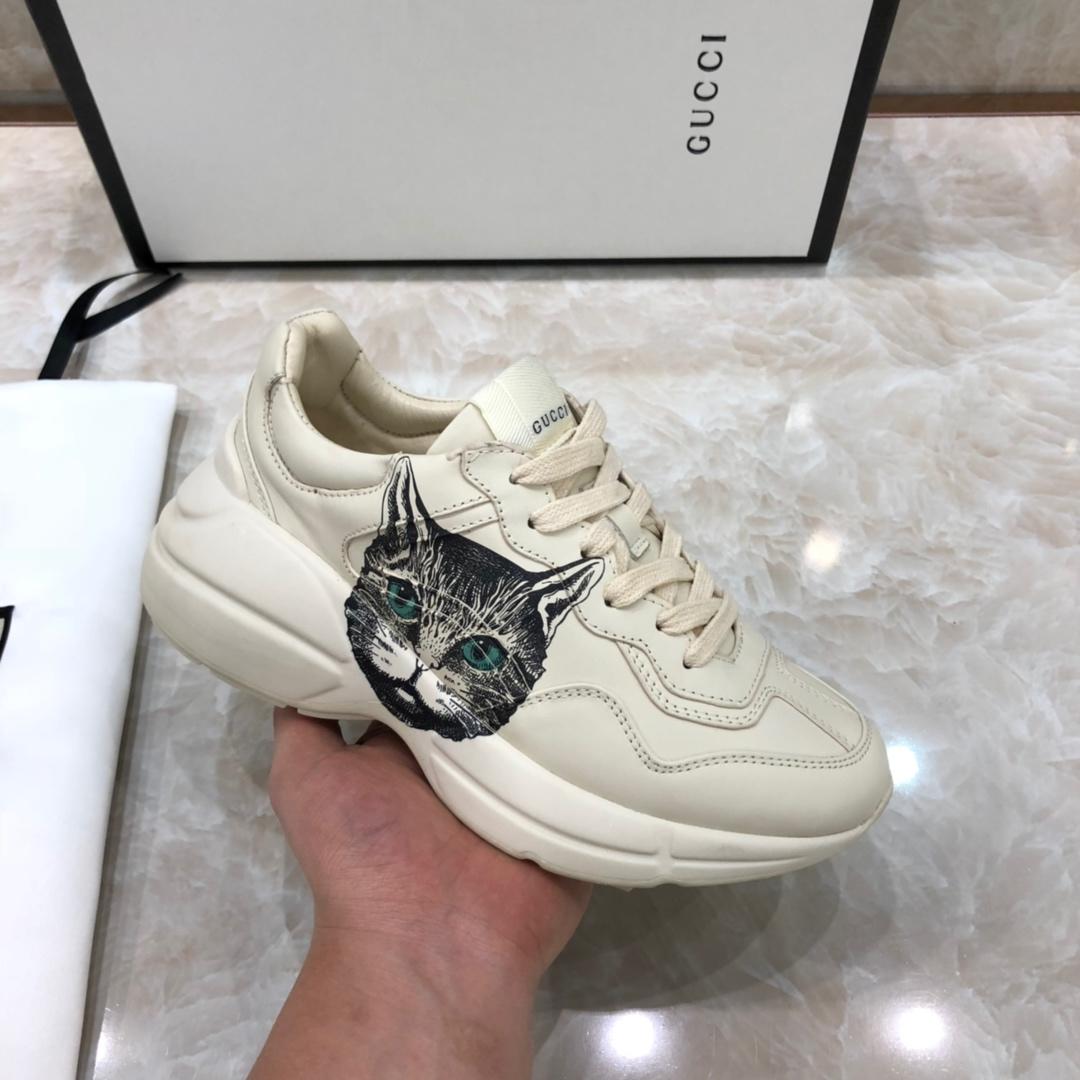 Gucci Fashion Sneakers White and kitten print with white rubber sole MS07633