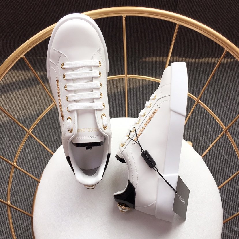 Dolce & Gabbana White and black heel with white sole Sneakers MS110052