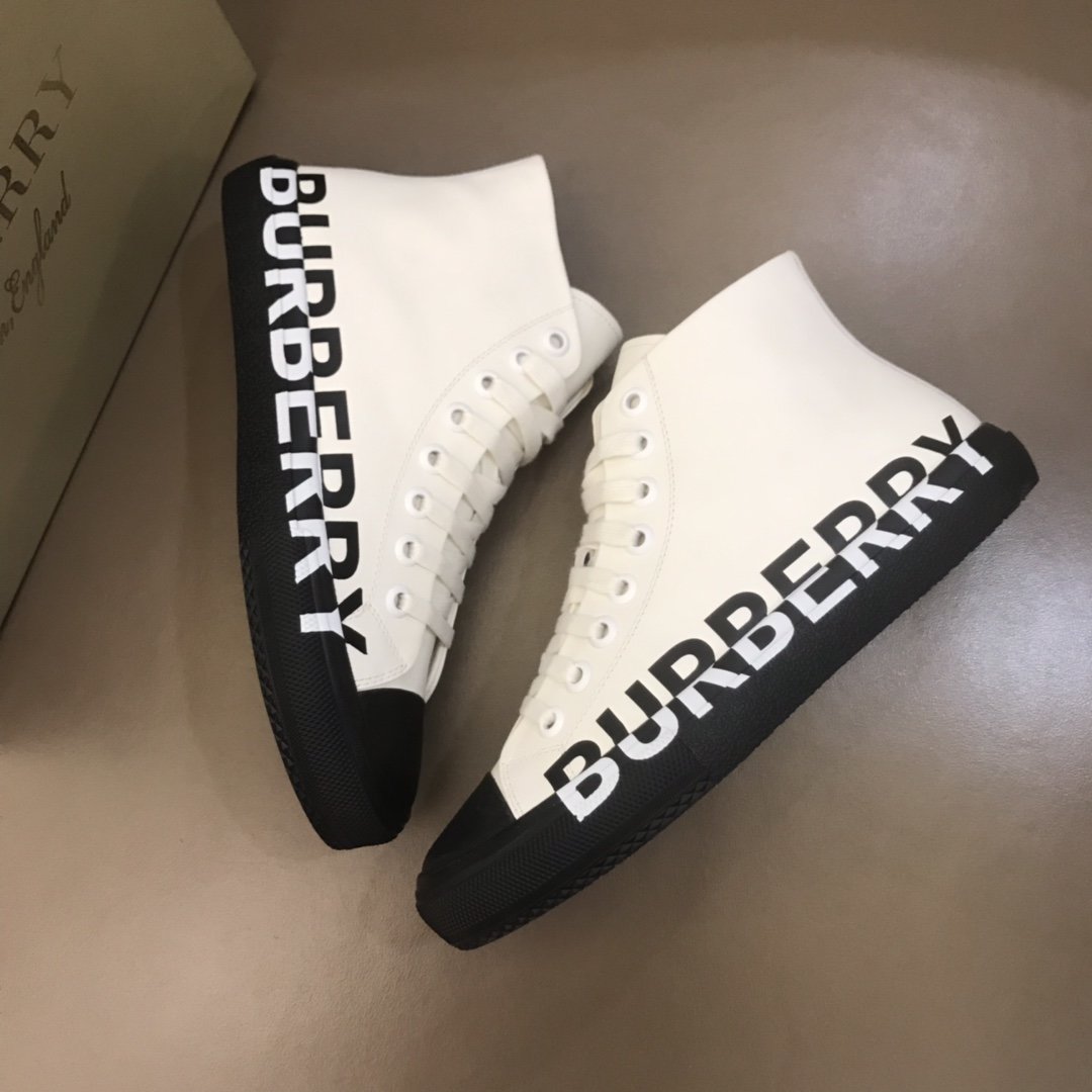 Burberry High-top High Quality Sneakers White and Black rubber sole  MS021036