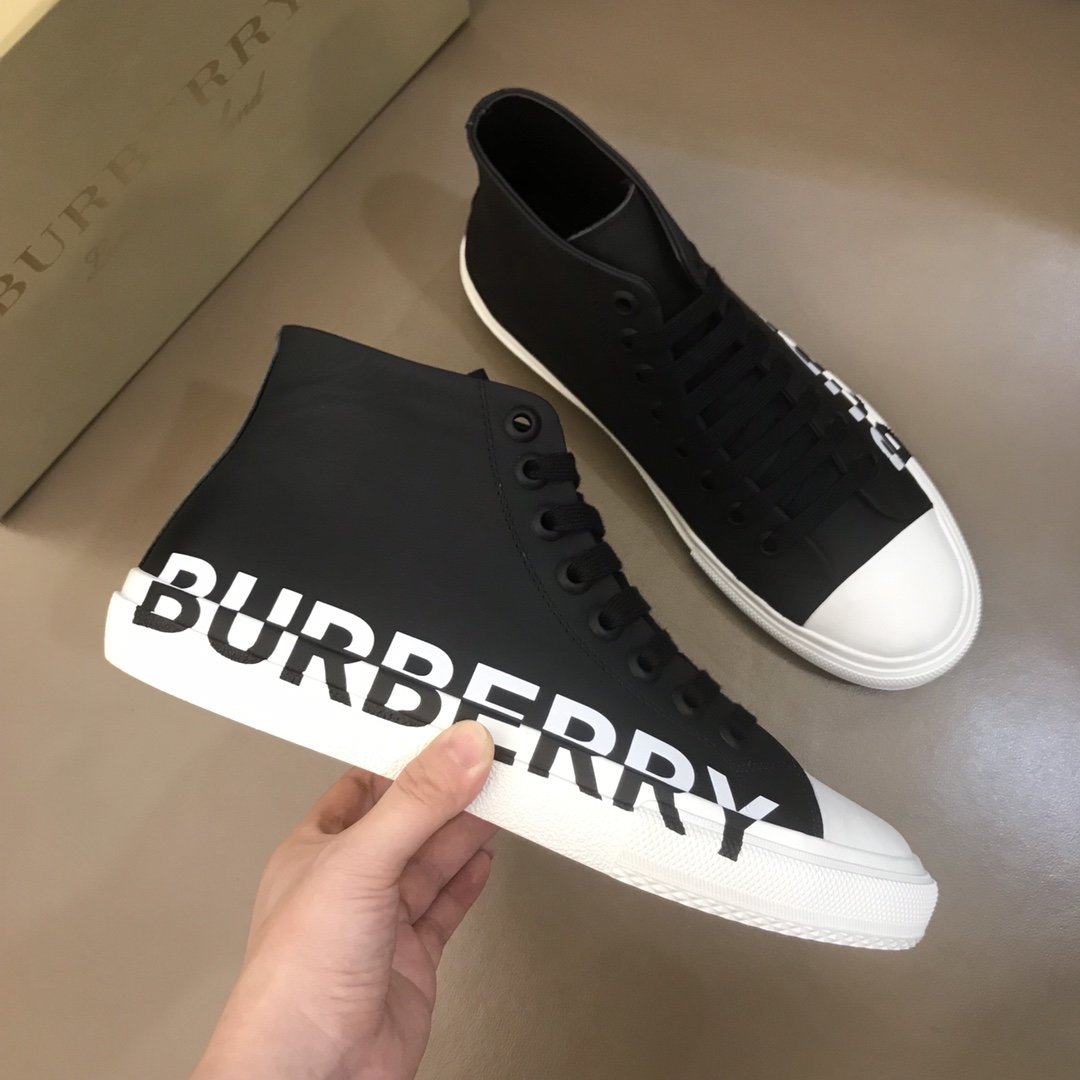 Burberry High-top High Quality Sneakers Black and White rubber sole MS021035