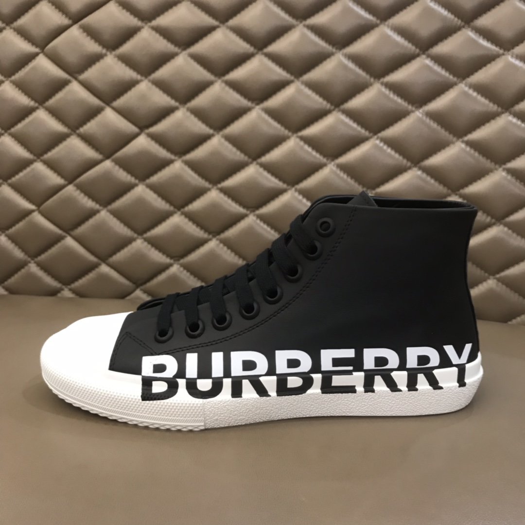 Burberry High-top High Quality Sneakers Black and White rubber sole MS021035