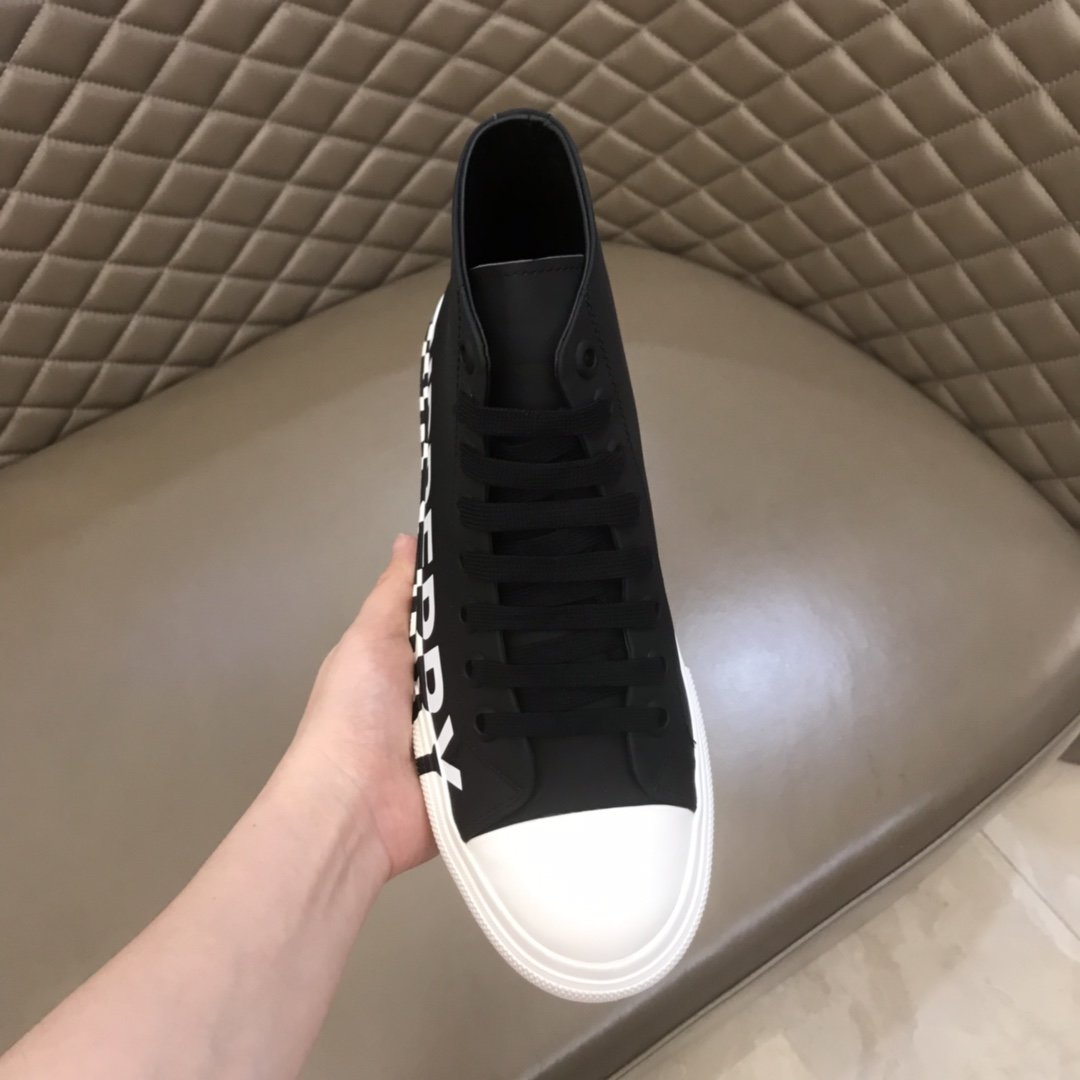 Burberry High-top High Quality Sneakers Black and White rubber sole MS021035