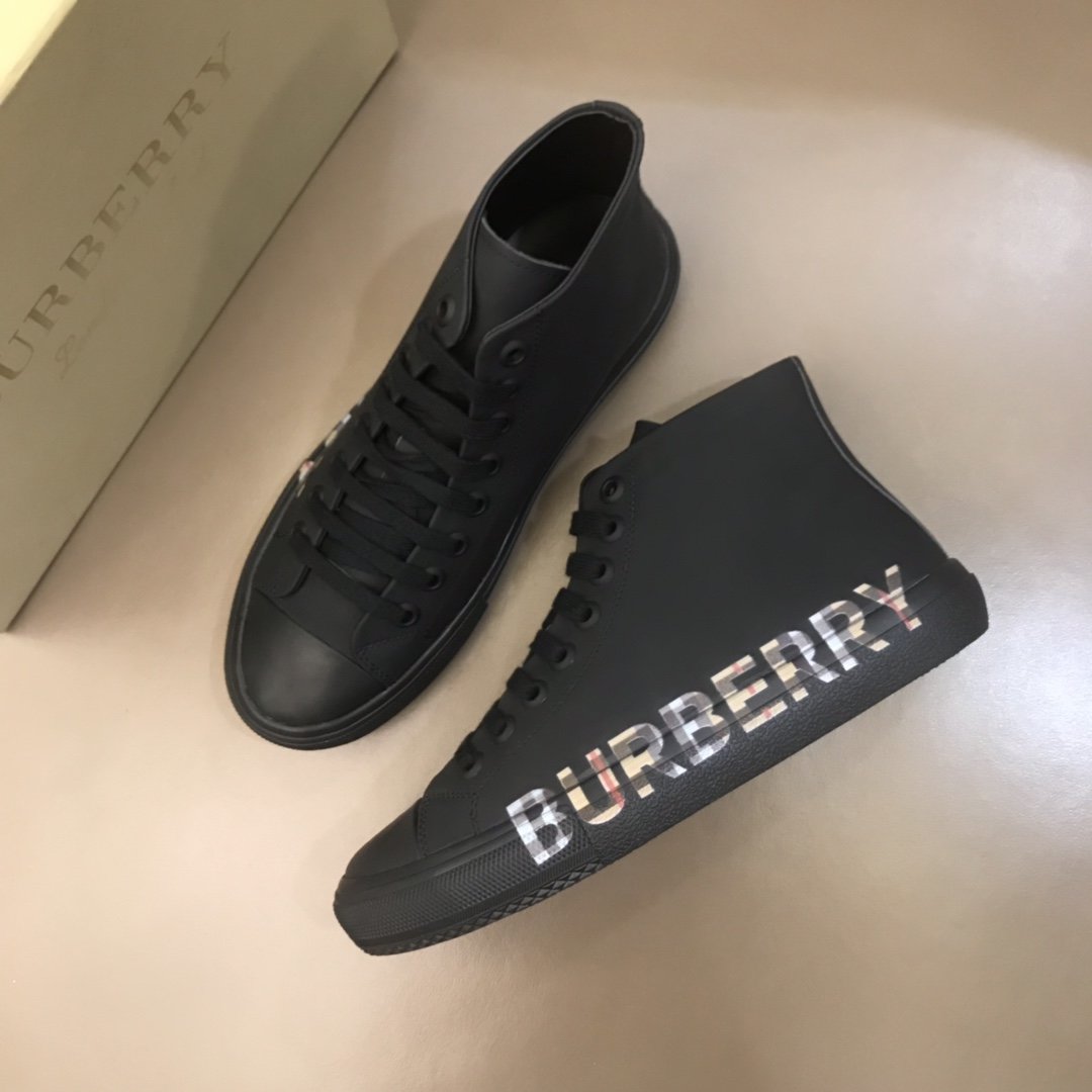 Burberry High-top High Quality Sneakers Black and Black rubber sole MS021037