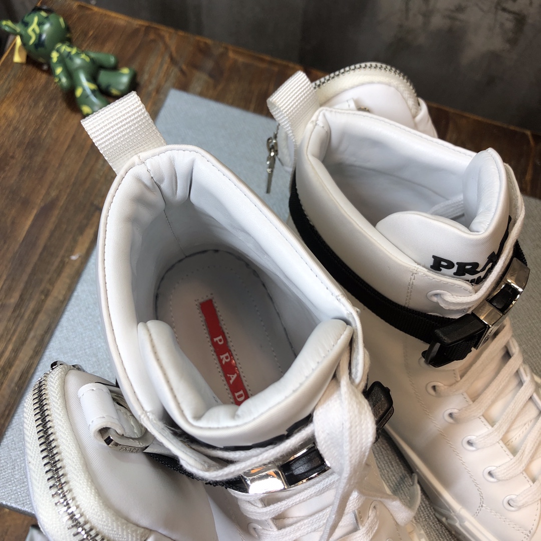 Prada hot-sale sneaker