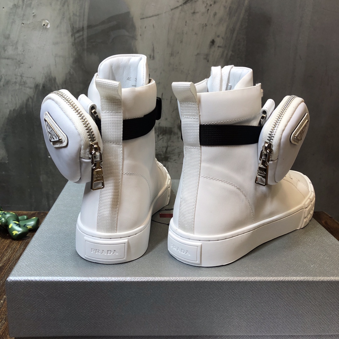 Prada hot-sale sneaker