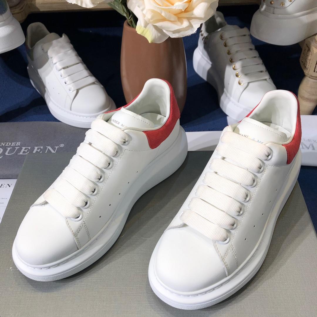 Alexander McQueen Fahion Sneaker White and red suede heels MS100070