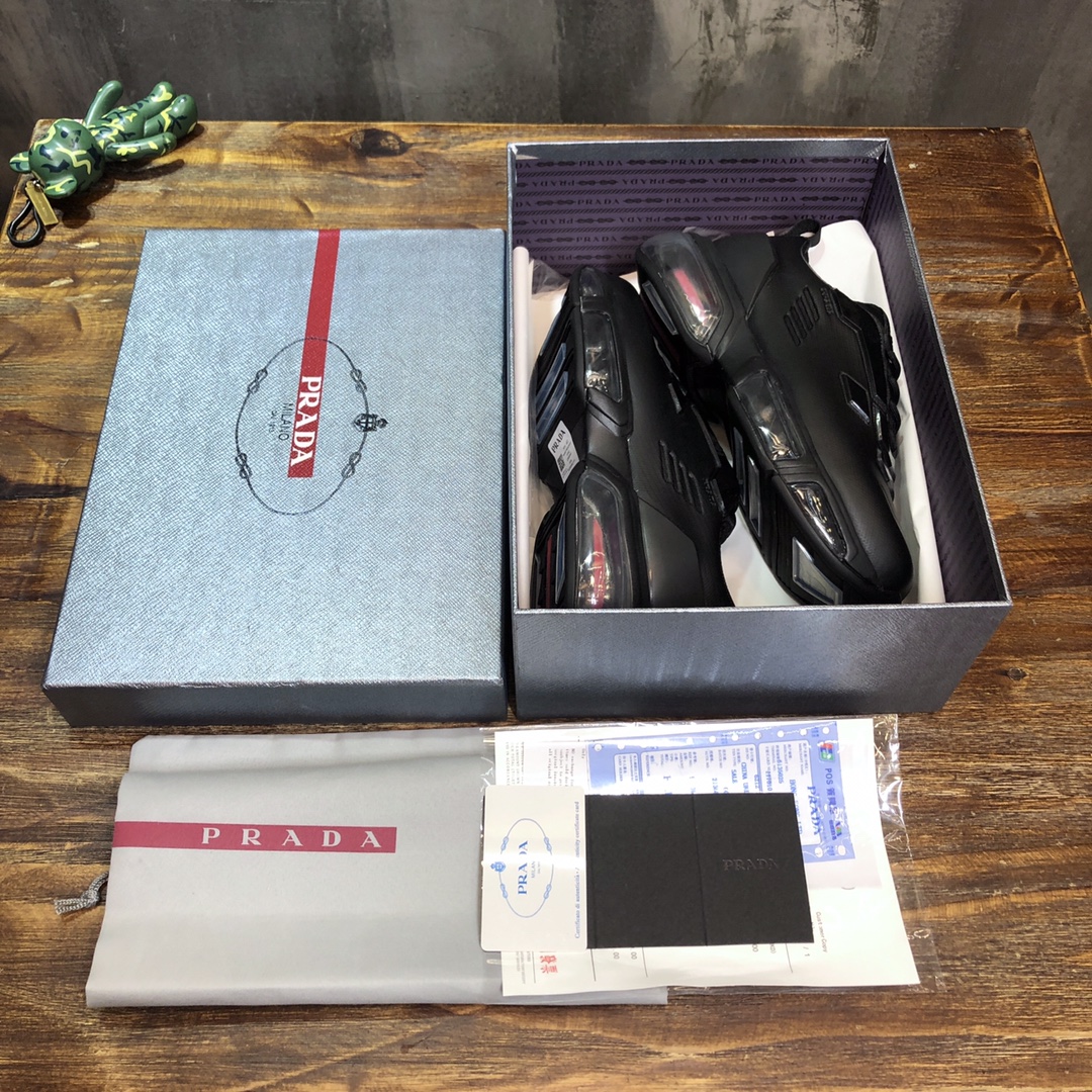 Prada hot sale sneaker