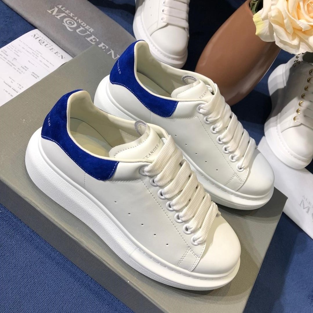 Alexander McQueen Fahion Sneaker White and blue suede heel MS100085