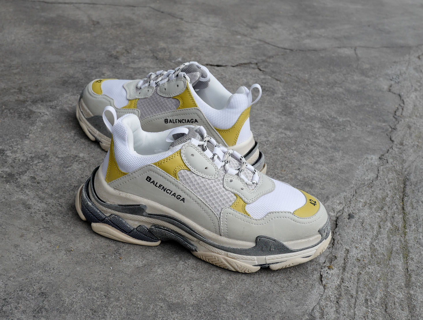 High Quality Balenciaga Triple S Yellow/White Trainers Triple005