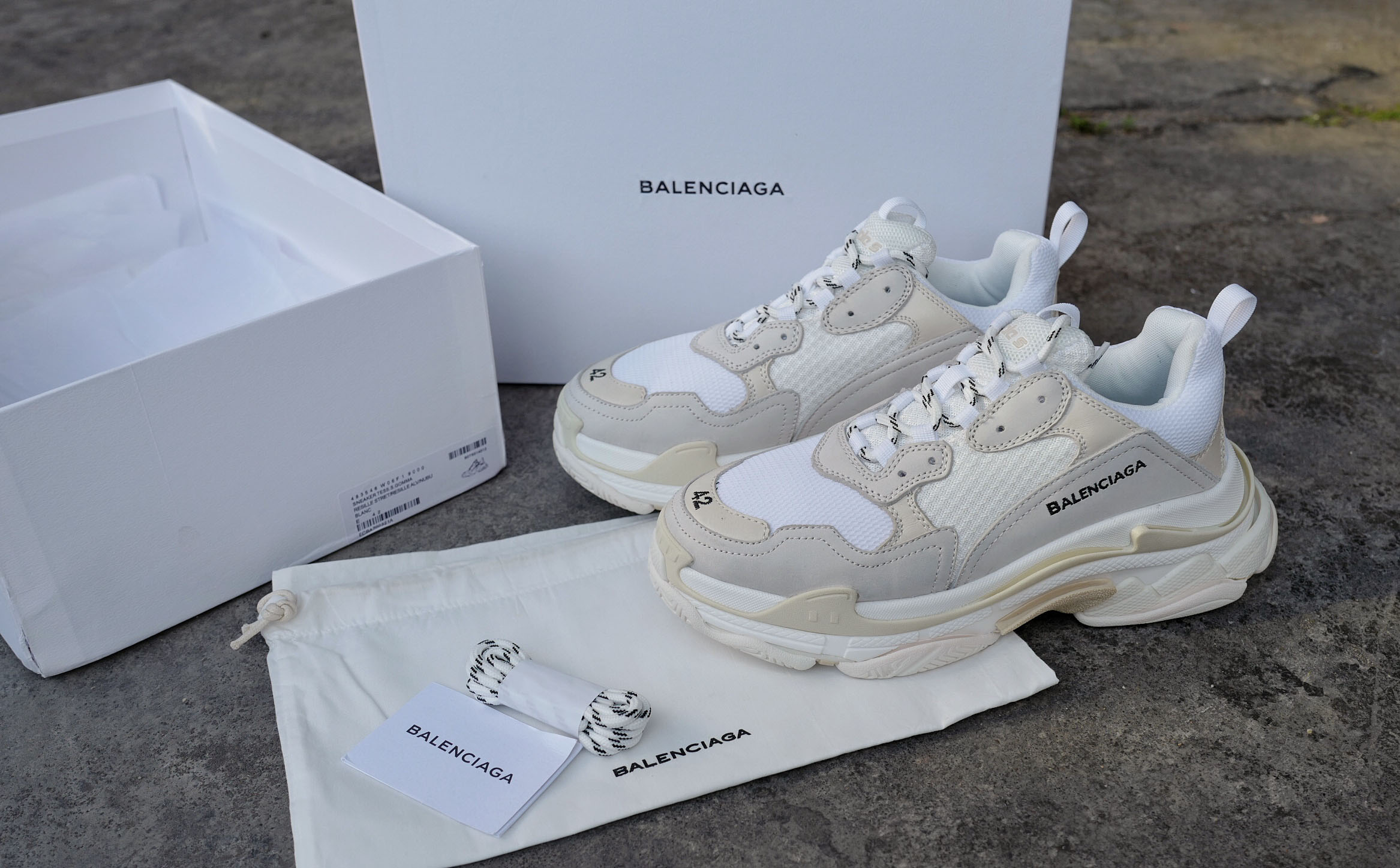 High Quality Balenciaga Triple S White Trainers Triple002