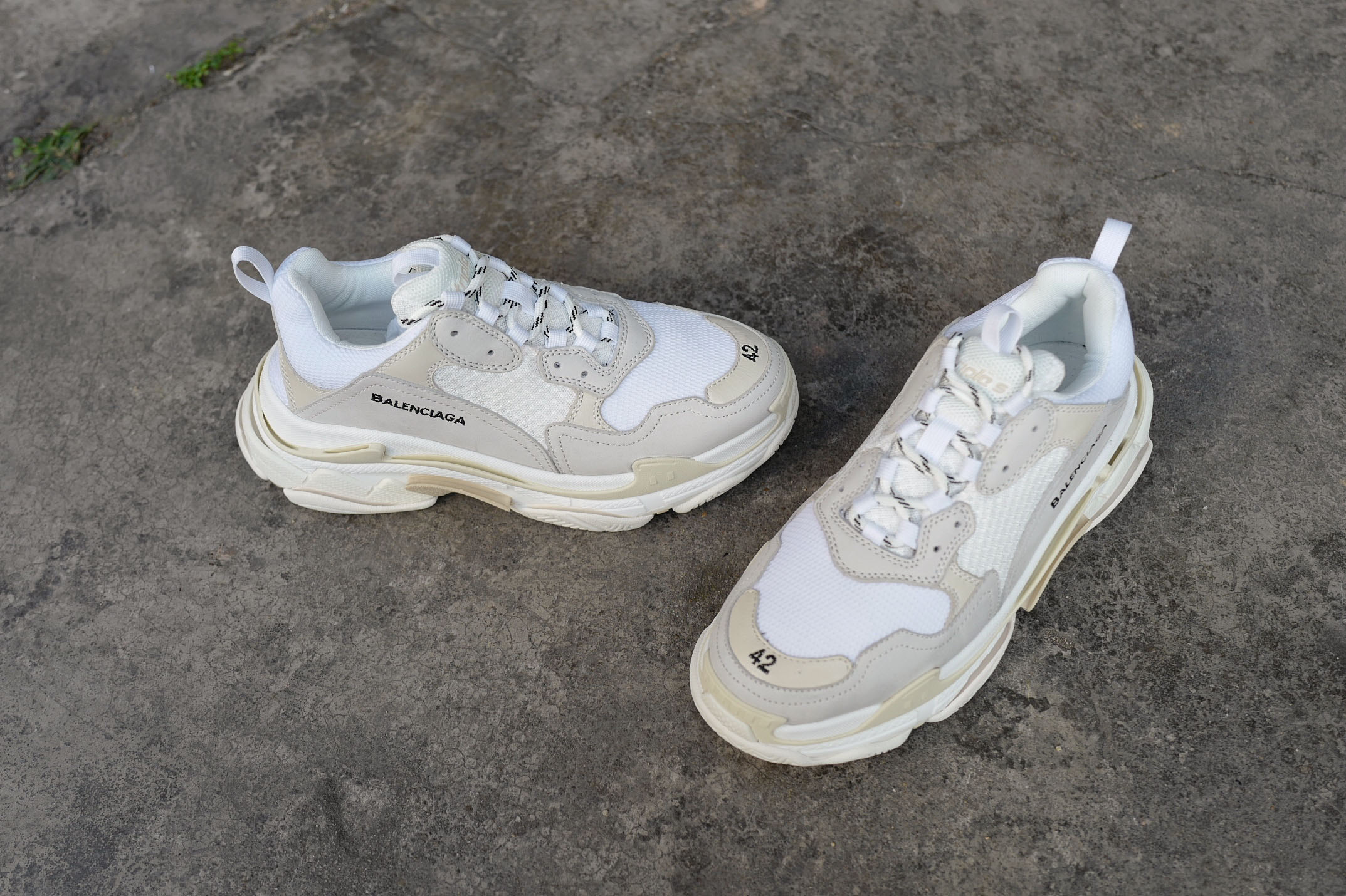 High Quality Balenciaga Triple S White Trainers Triple002