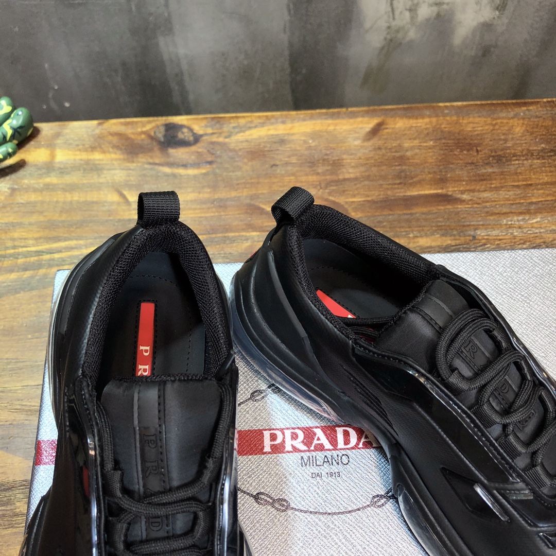 Prada hot sale sneaker