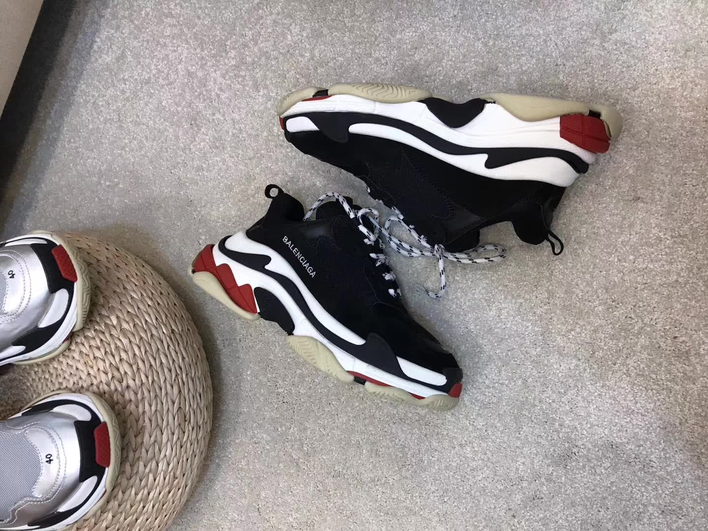 High Quality Balenciaga Triple S Trainers Triple017   Black/Red