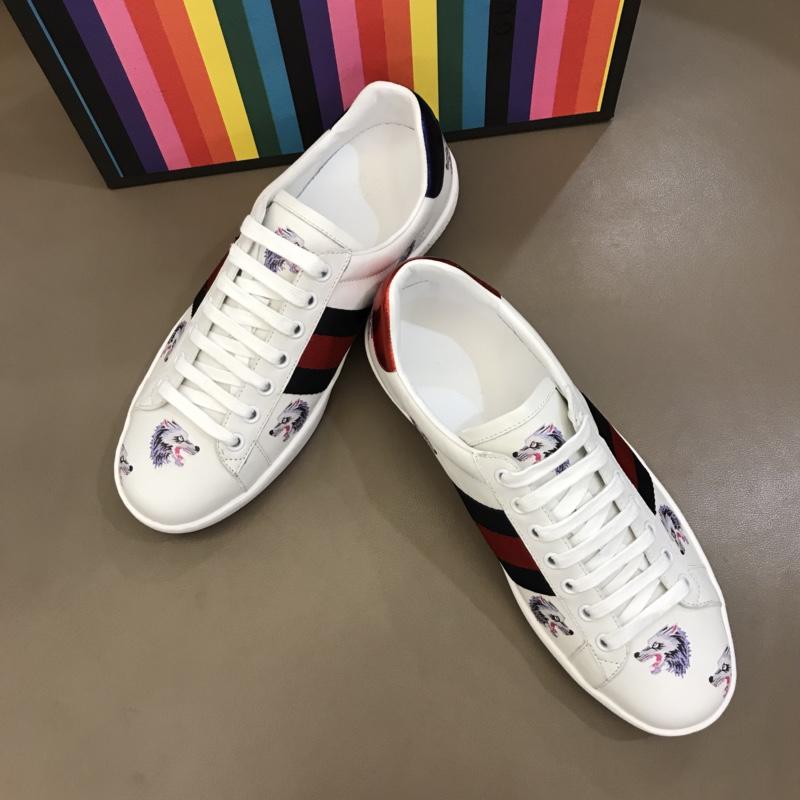 Gucci Perfect Quality Sneakers White and wolf print with white sole MS02676