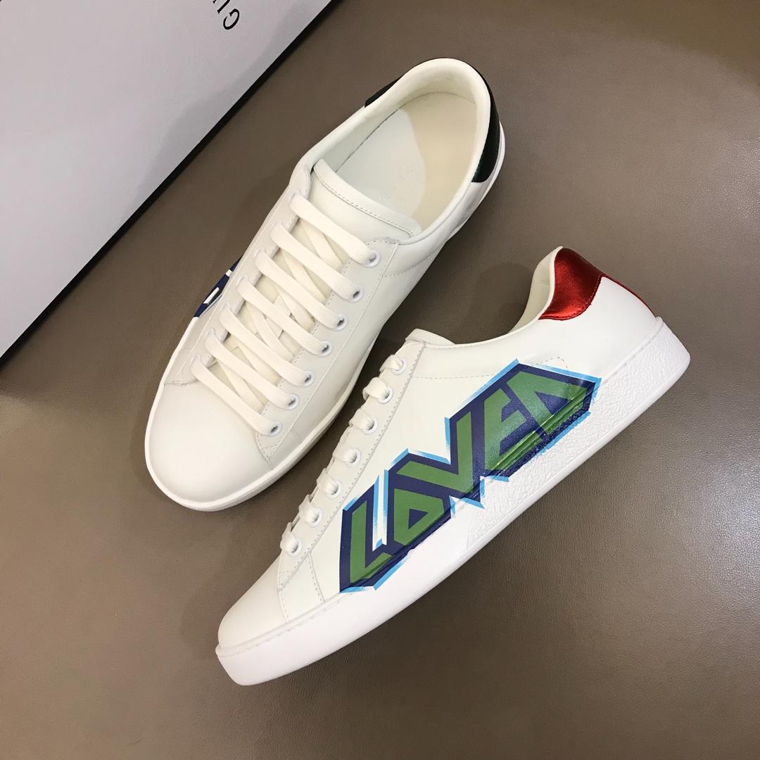 Gucci Perfect Quality Sneakers White and "Loved" print with White rubber sole MS02699