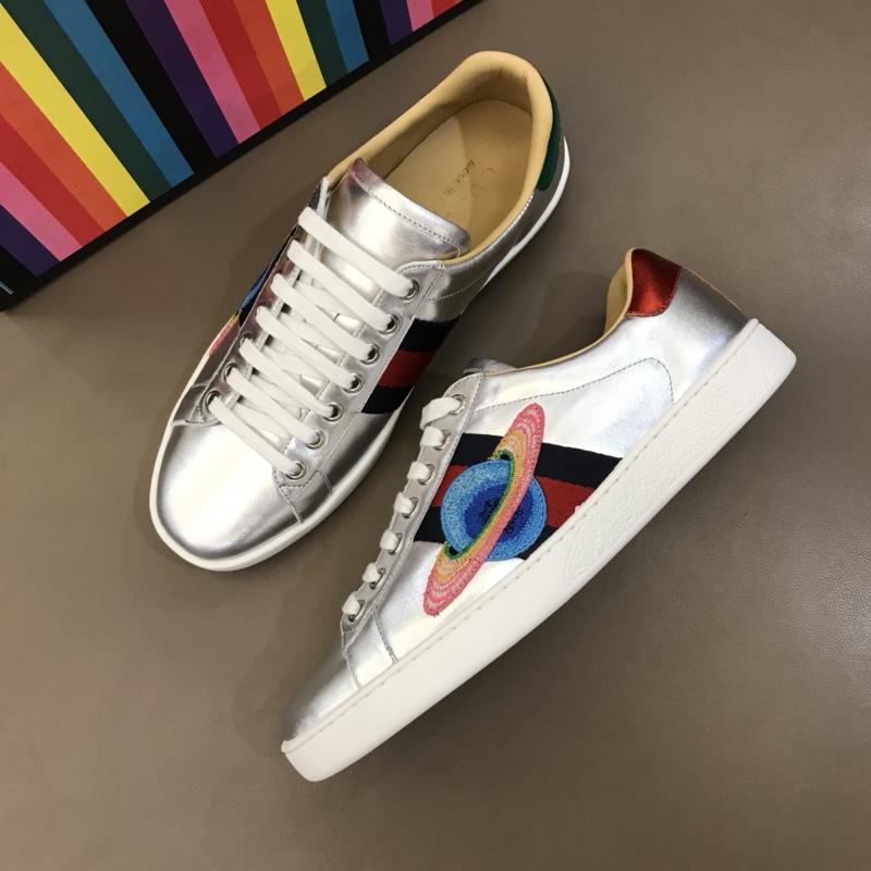 Gucci Perfect Quality Sneakers Silver shiny and Planet embroidery with White rubber sole MS02673