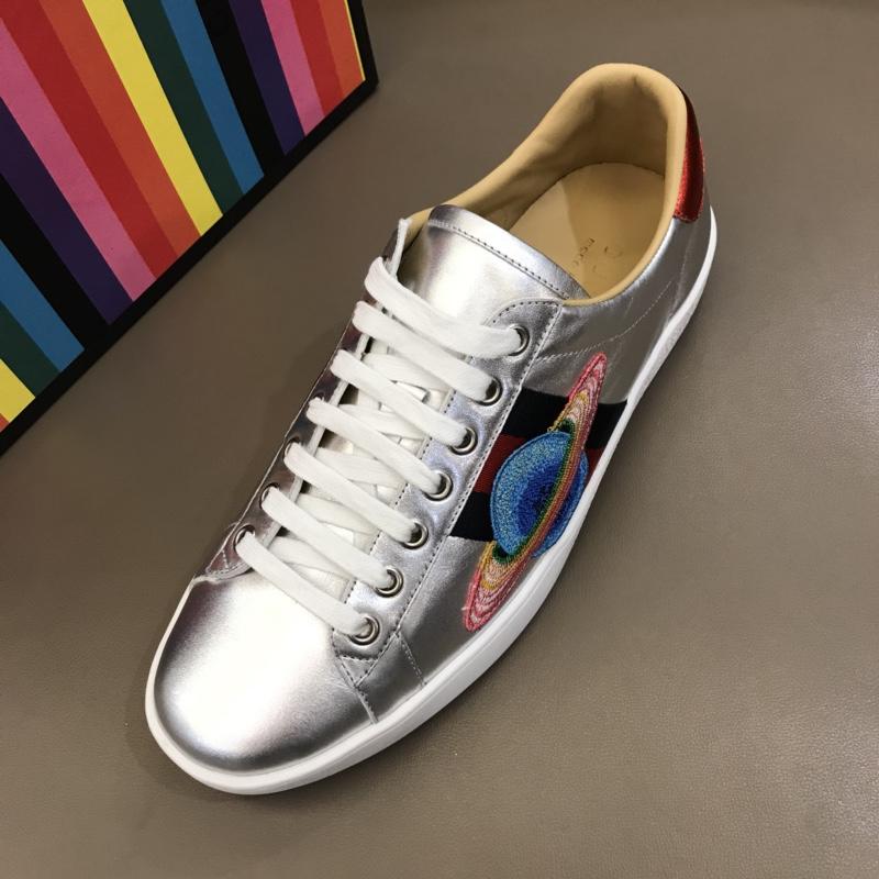 Gucci Perfect Quality Sneakers Silver shiny and Planet embroidery with White rubber sole MS02673