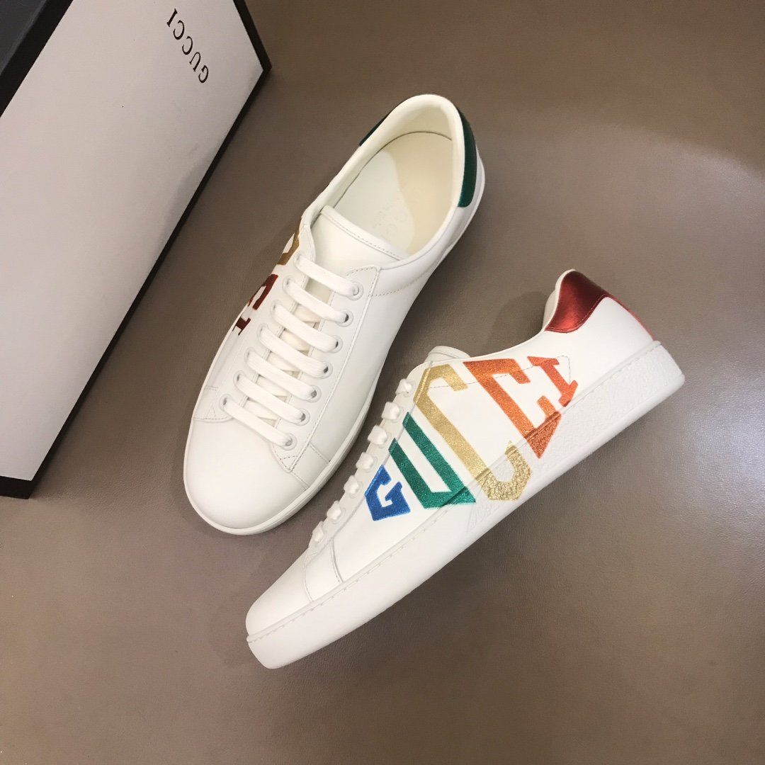 Gucci High Quality Sneakers White and Rainbow Gucci Print with White rubber sole MS021193