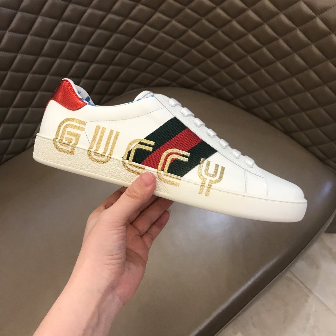 Gucci High Quality Sneakers White and Overlapping Gucci print with White rubber sole MS021198