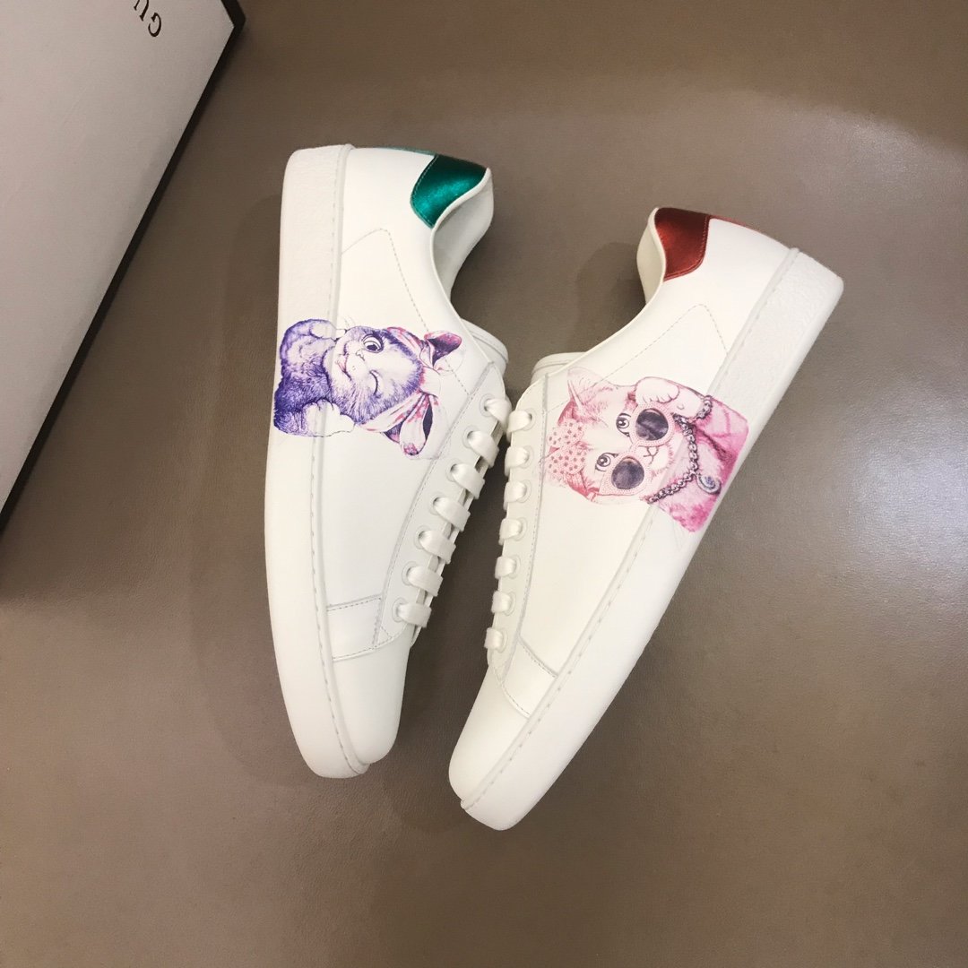 Gucci High Quality Sneakers White and Mystic Cat print with White rubber sole MS021190