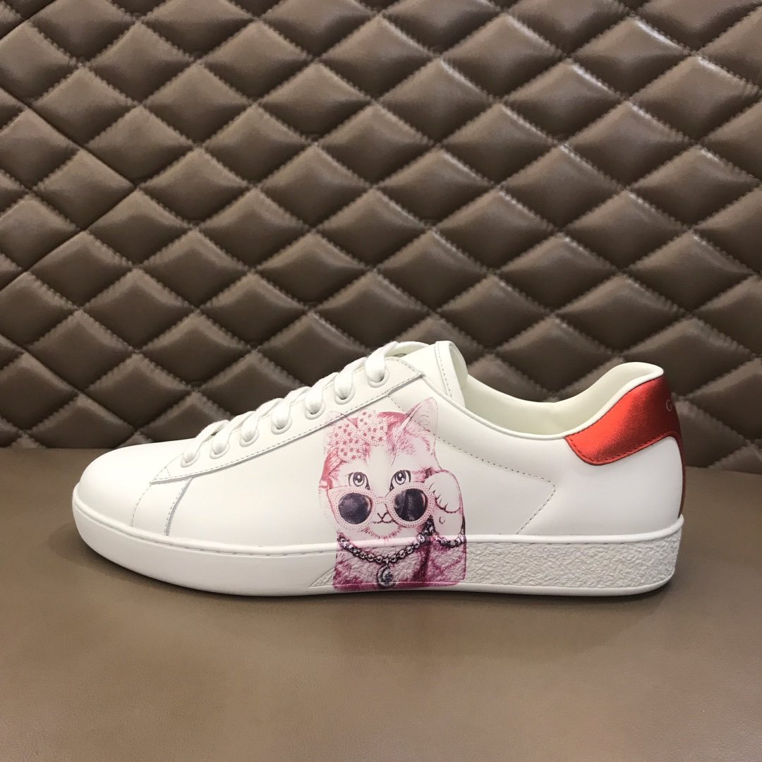 Gucci High Quality Sneakers White and Mystic Cat print with White rubber sole MS021190