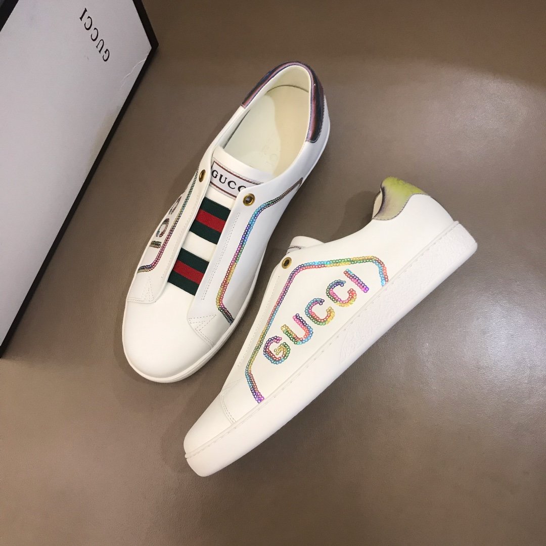 Gucci High Quality Sneakers White and Gucci sequins and white rubber sole MS021200