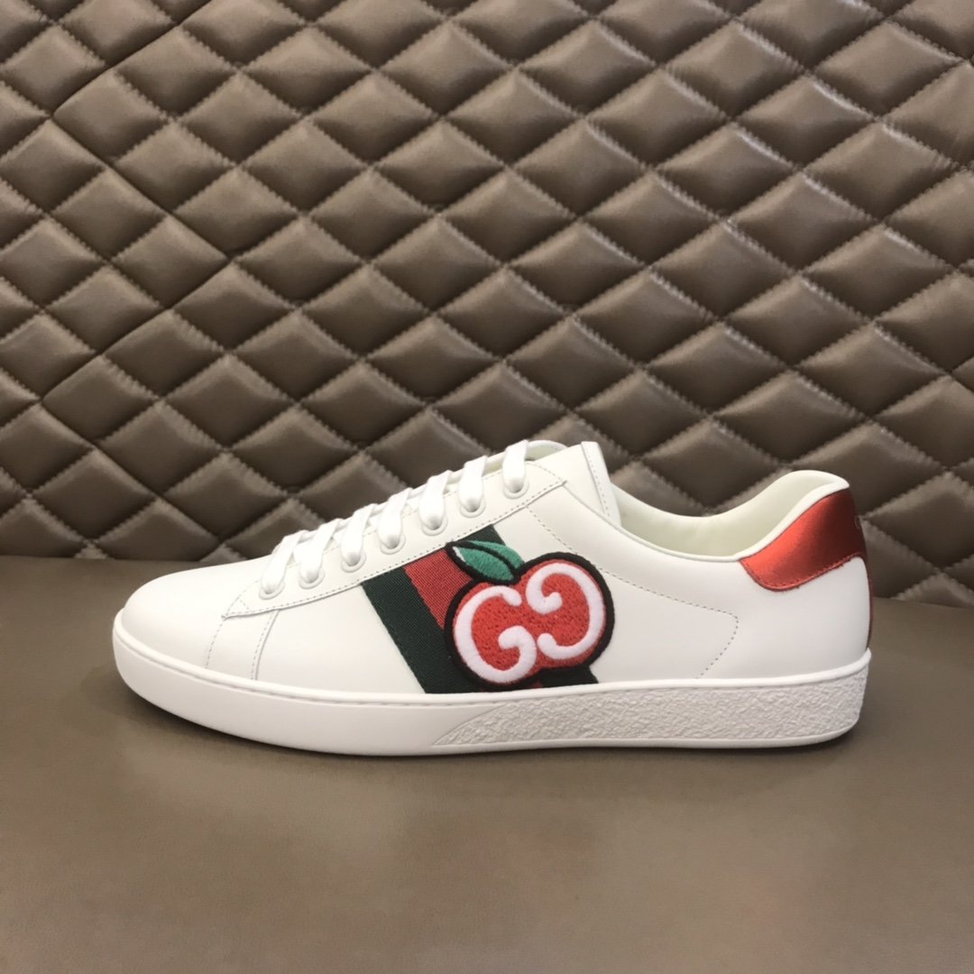 Gucci High Quality Sneakers White and GG apple patch with White rubber sole MS021185
