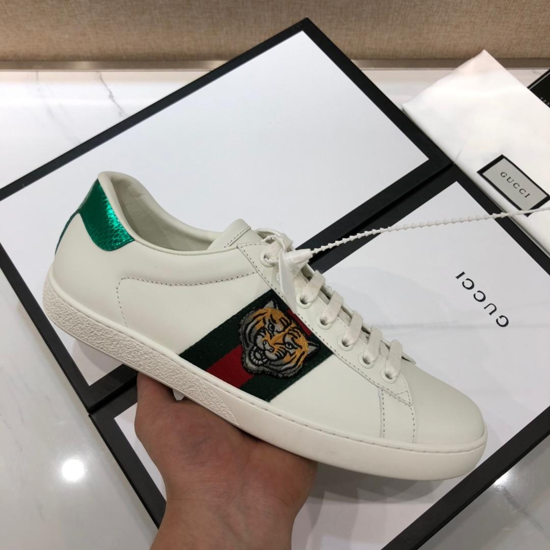 Gucci Fashion Sneakers White and tiger embroidery with white sole MS07746