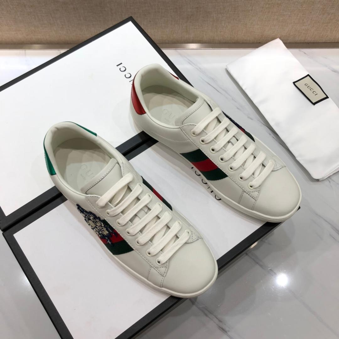 Gucci Fashion Sneakers White and three piglet embroidery with white rubber sole MS07629