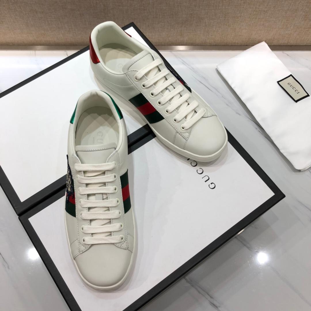 Gucci Fashion Sneakers White and three piglet embroidery with white rubber sole MS07629