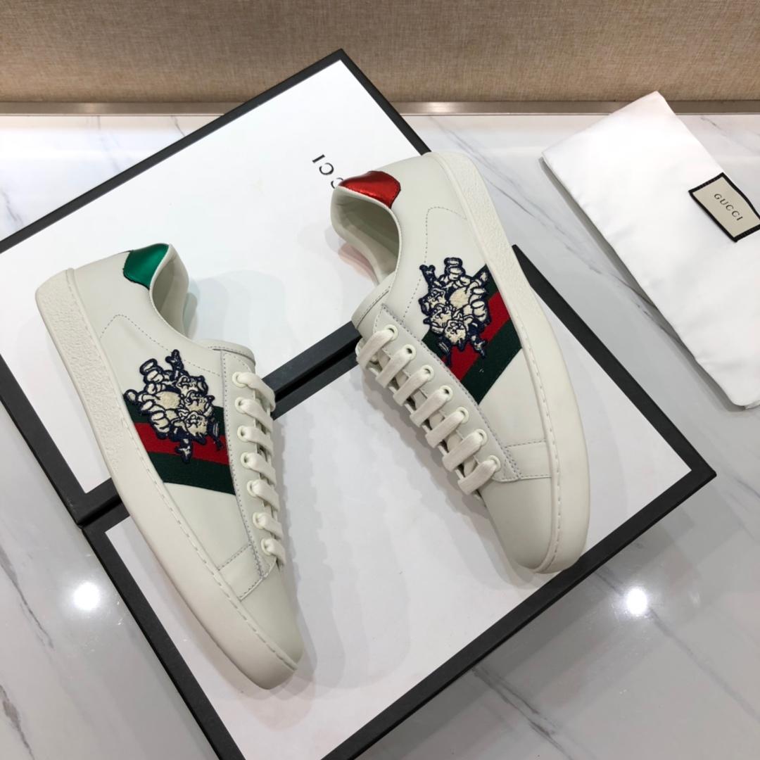 Gucci Fashion Sneakers White and three piglet embroidery with white rubber sole MS07629