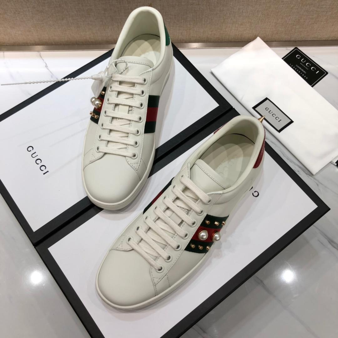 Gucci Fashion Sneakers White and pearl inlaid wet with white sole MS07744