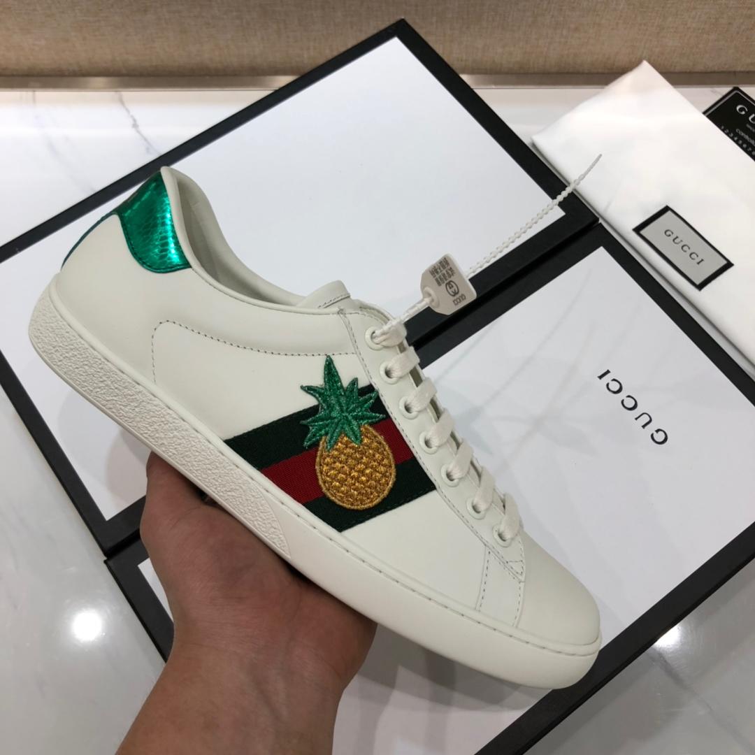 Gucci Fashion Sneakers White and ladybug and pineapple embroidery with white sole MS07738