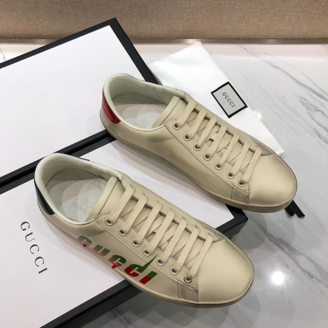 Gucci Fashion Sneakers White and Gucci vintage print with white sole MS07705