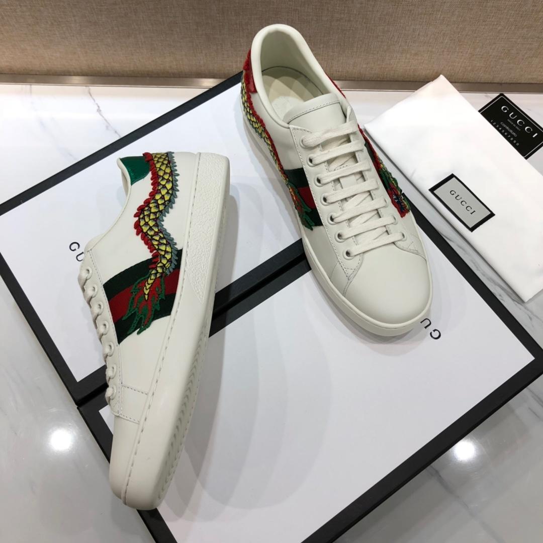 Gucci Fashion Sneakers White and dragon embroidery with white sole MS07734