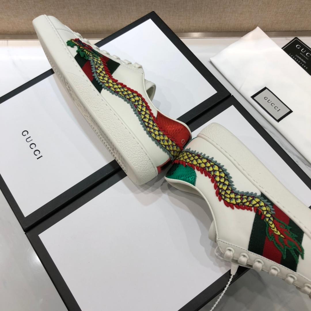 Gucci Fashion Sneakers White and dragon embroidery with white sole MS07734