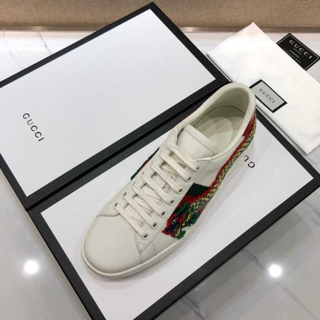 Gucci Fashion Sneakers White and dragon embroidery with white sole MS07734