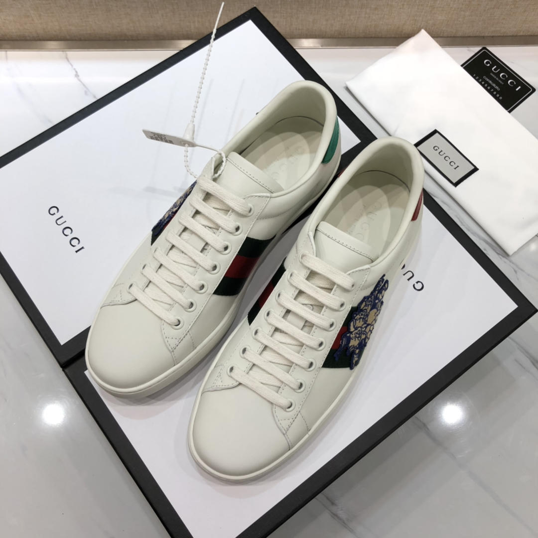 Gucci Fashion Sneakers White and Disney piggy embroidery with white sole MS07739