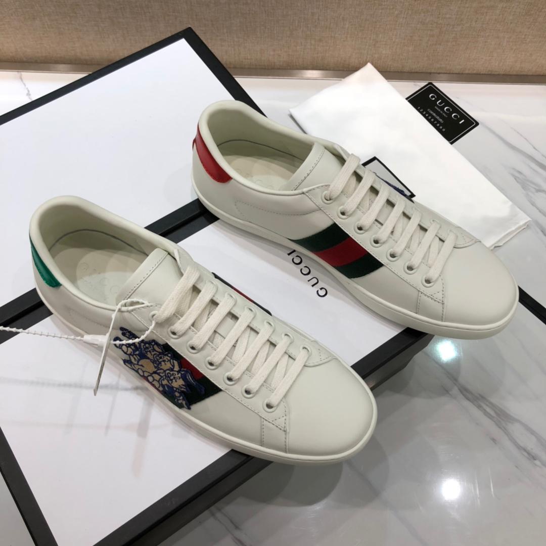 Gucci Fashion Sneakers White and Disney piggy embroidery with white sole MS07739