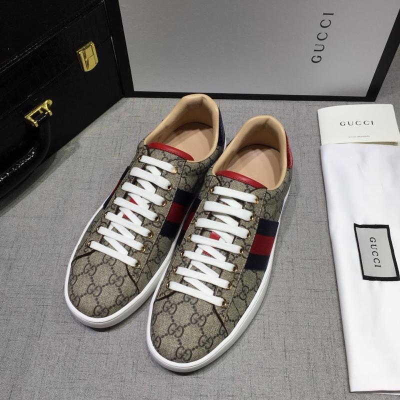 Gucci Fashion Sneakers Grey and GG lettering with white sole MS07755