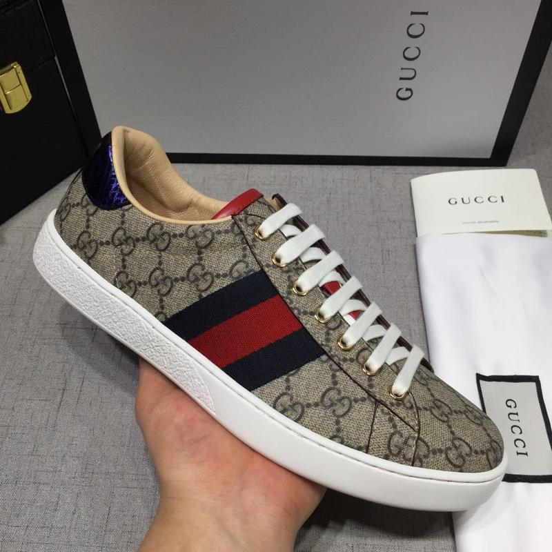 Gucci Fashion Sneakers Grey and GG lettering with white sole MS07755