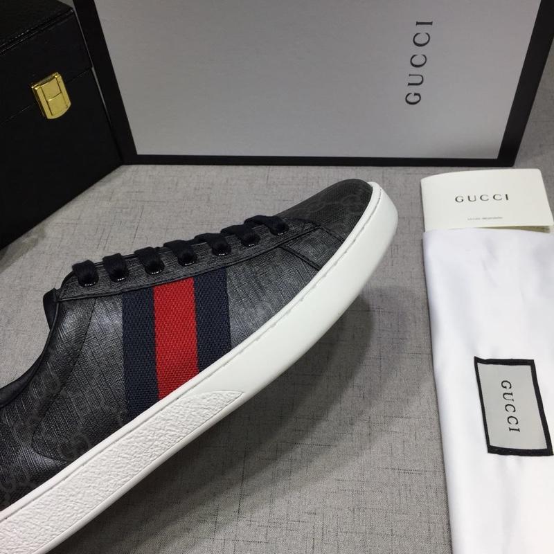 Gucci Fashion Sneakers Black and GG lettering with white sole MS07756