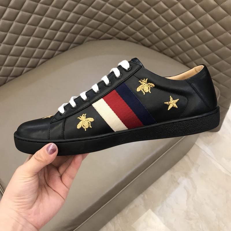 Gucci Fashion Desgin Leather Sneaker Black and gold bee embroidery with black sole MS02236