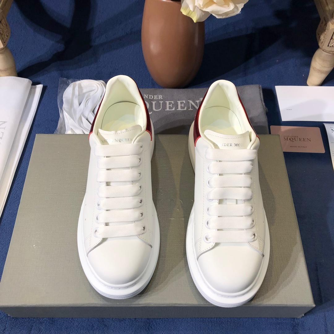 Alexander McQueen Fahion Sneaker White and red heel MS100066