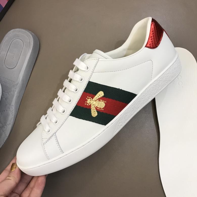 Gucci Perfect Quality Sneakers White and gold bee embroidery with and white sole MS02680